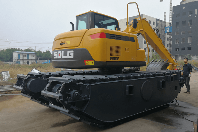8-tons Amphibious excavator